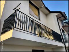 DOMINOX: pocinkana in prašno barvana balkonska ograja