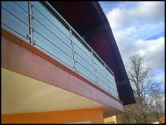DOMINOX: Inox balkonska ograja: polnilo iz kaljenega in jedkanega stekla  