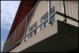 DOMINOX: Inox balkonska ograja: Detajl nevidne pritrditve  