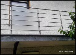DOMINOX: Balkonska ograja: Inox s steklenim polnilom za zastiranje pogledov v kopalnico  