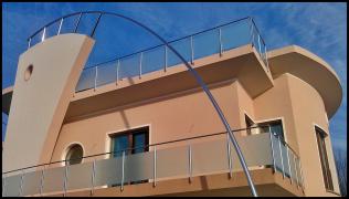 Dominox: Inox balkonska ograja ter inox okrasni lok  