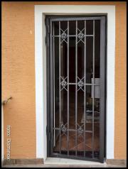 DOMINOX: Inox protivlomna vrata