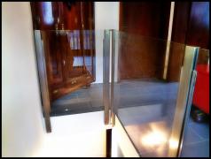 DOMINOX Inox stopniščna ograja s kaljenim steklom
